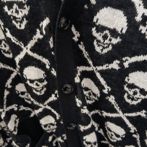 Original Chic Black and White Skull Cardigan Sweater - Picture 6 of 6